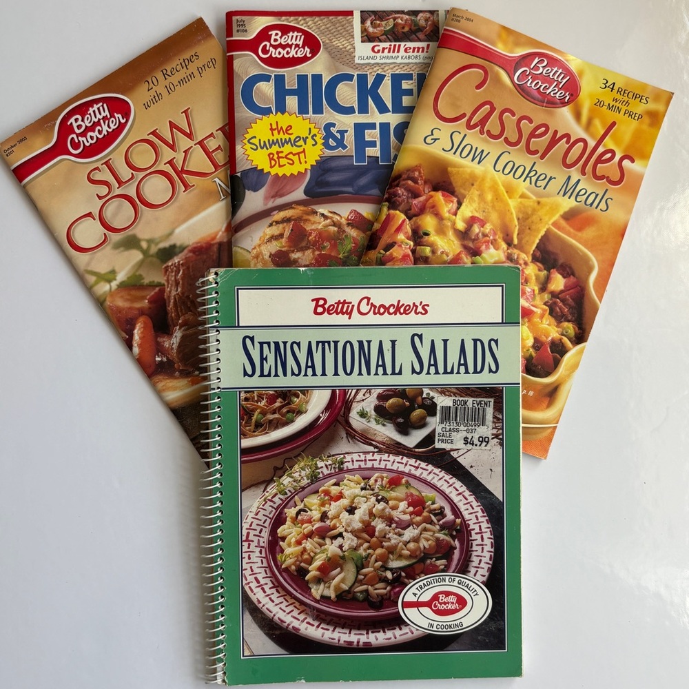 Betty Crocker Vintage Small  Cookbook Collection / Recipe Books